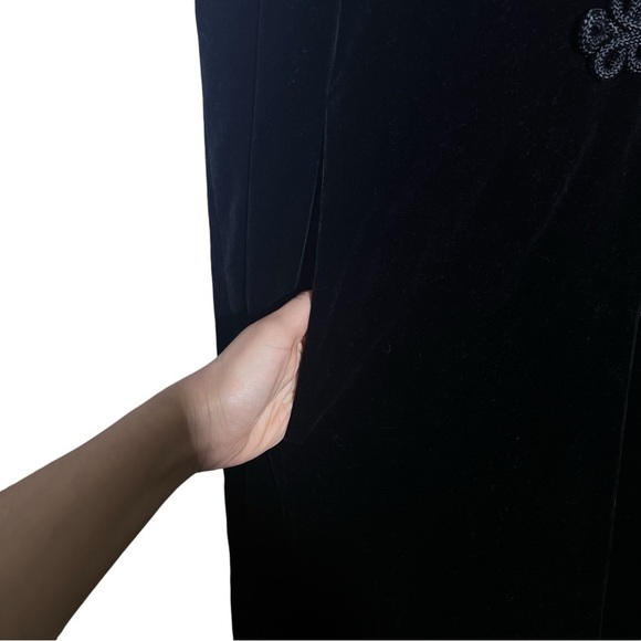 Laura Ashley Black Vintage Velvet Cloak Cape Small - Picture 9 of 15